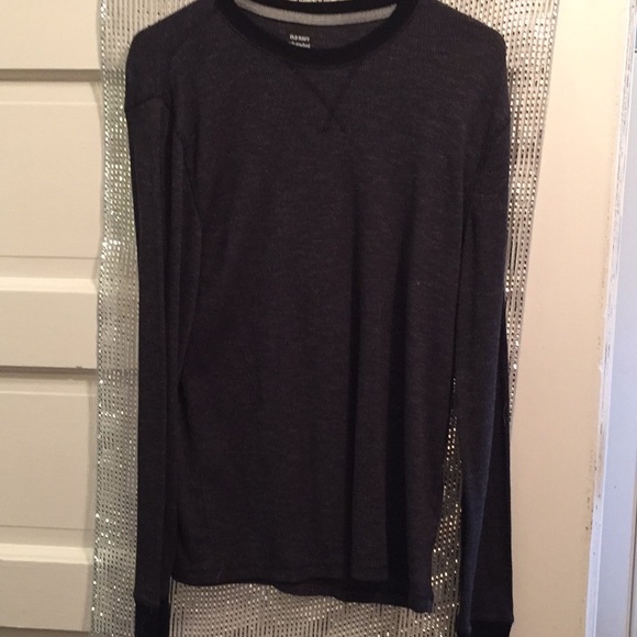 Old Navy Lightweight Thermal Long-sleeve - Picture 1 of 3